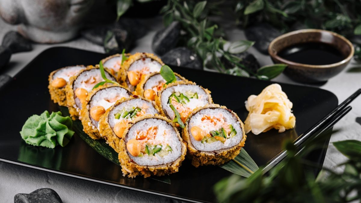 Tempura Hot Roll – Křupavé a horké sushi plné chuti
