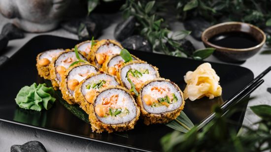 Tempura Hot Roll – Křupavé a horké sushi plné chuti